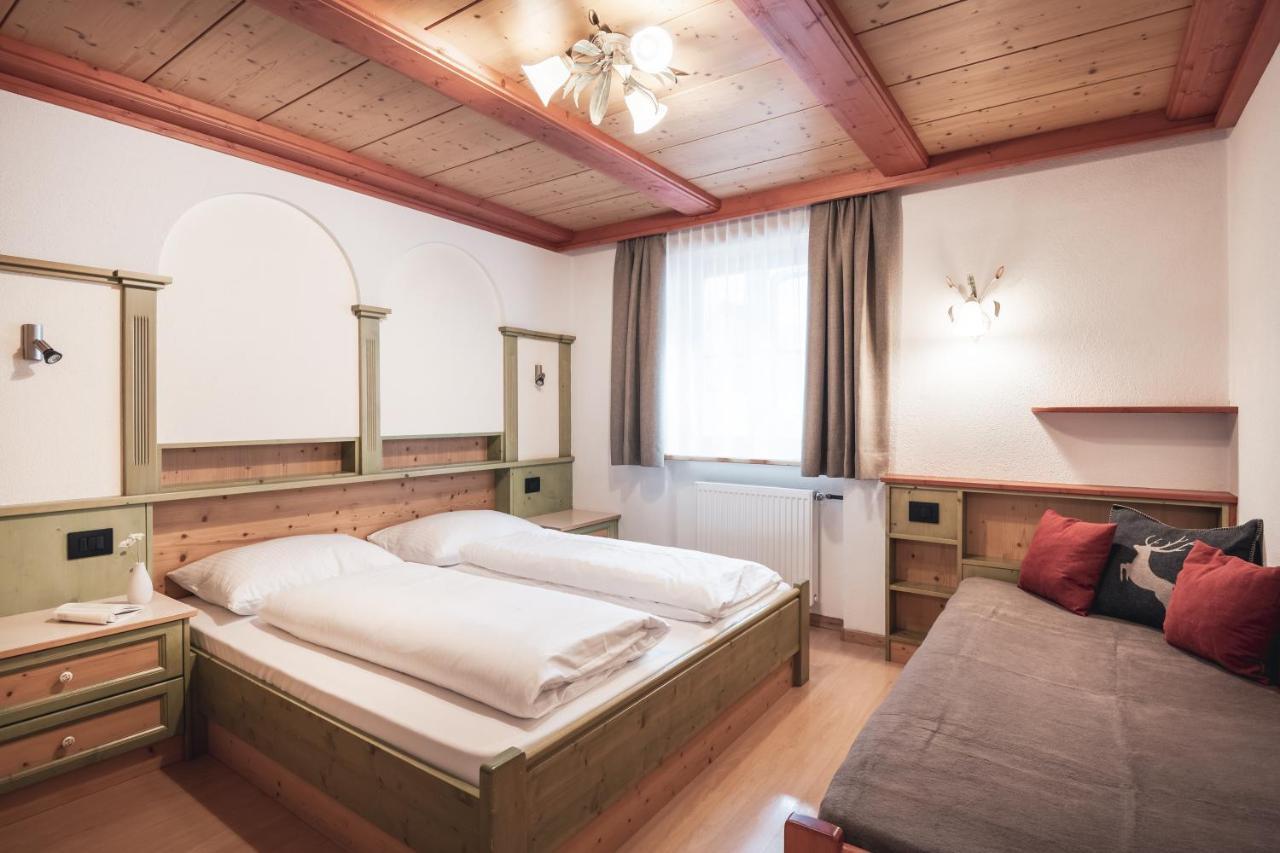 Ciasa Altonn Hotell Colfosco Exteriör bild